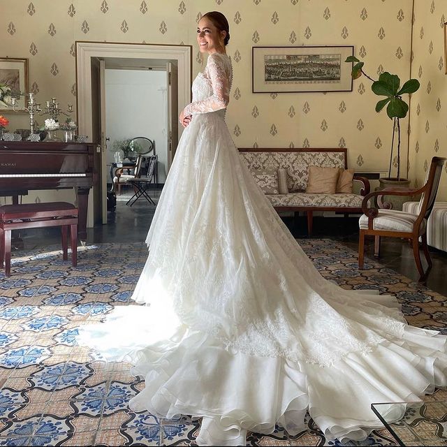 5MIriam Leone in DIor